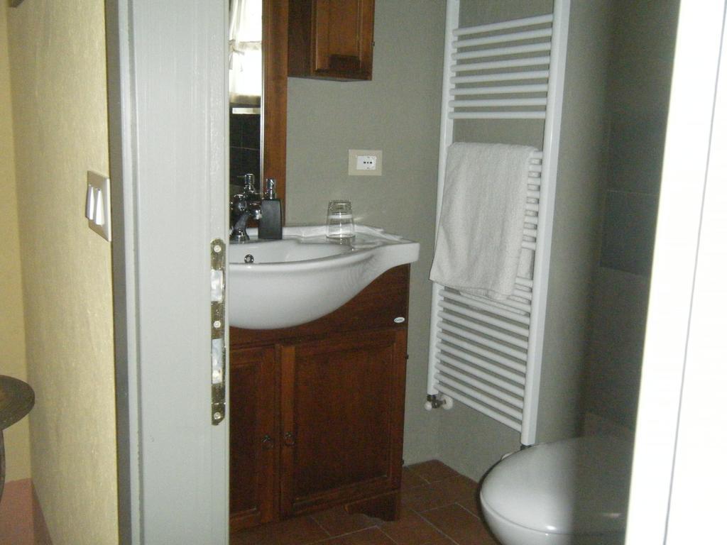 B&B Il Salice Veruno Δωμάτιο φωτογραφία